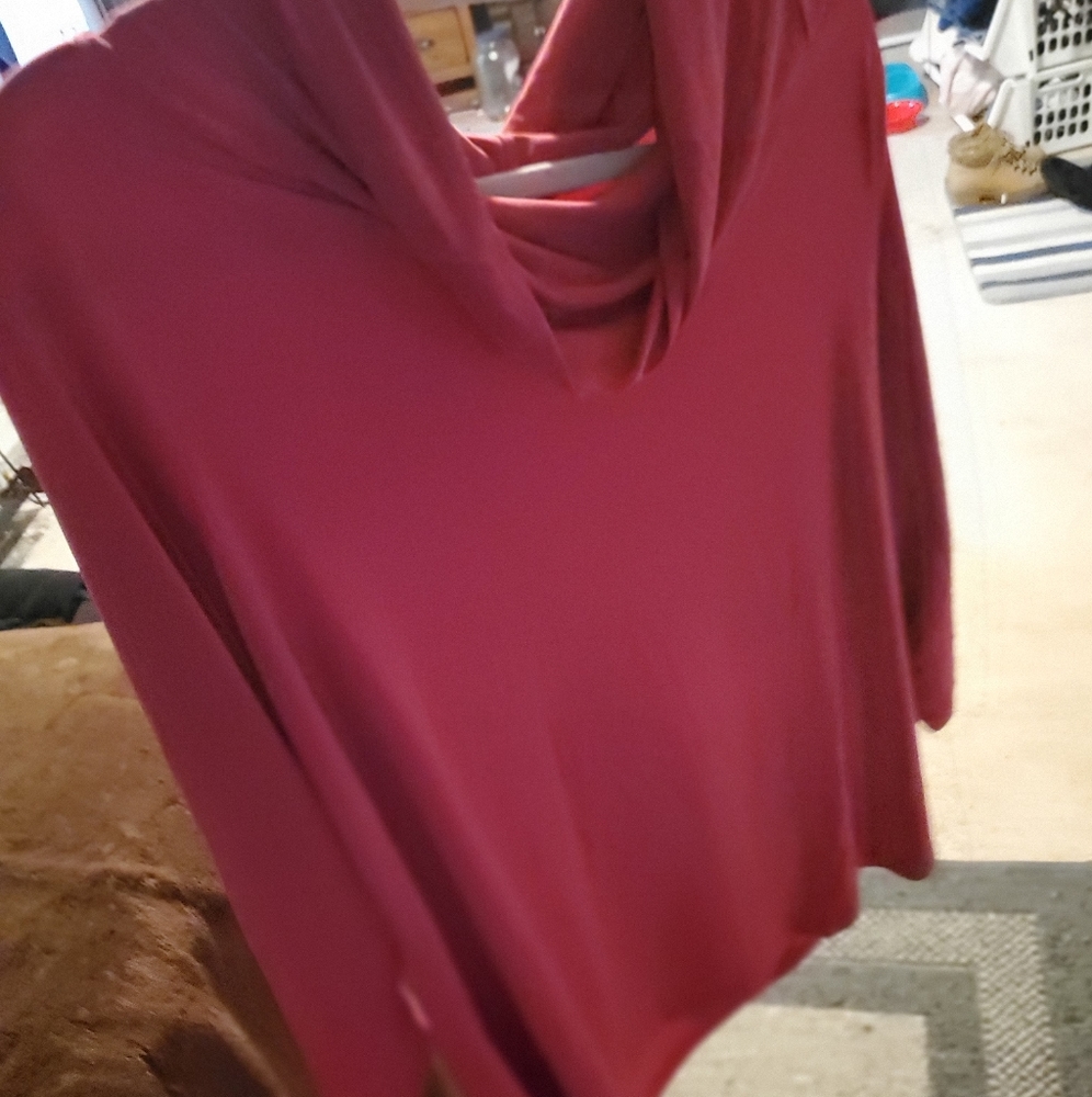 NWOT Susan Grave pink blouse with swoop collar - Picture 3 of 7